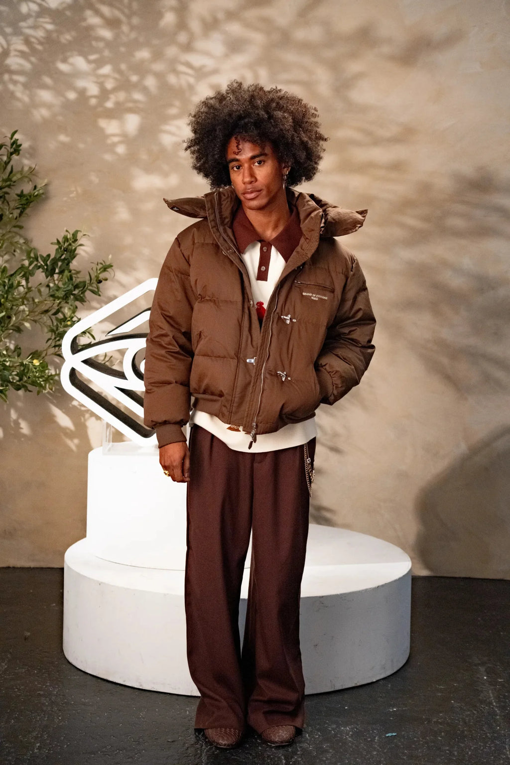 Aspen Clasp Puffer — Chocolat & Noir Edition