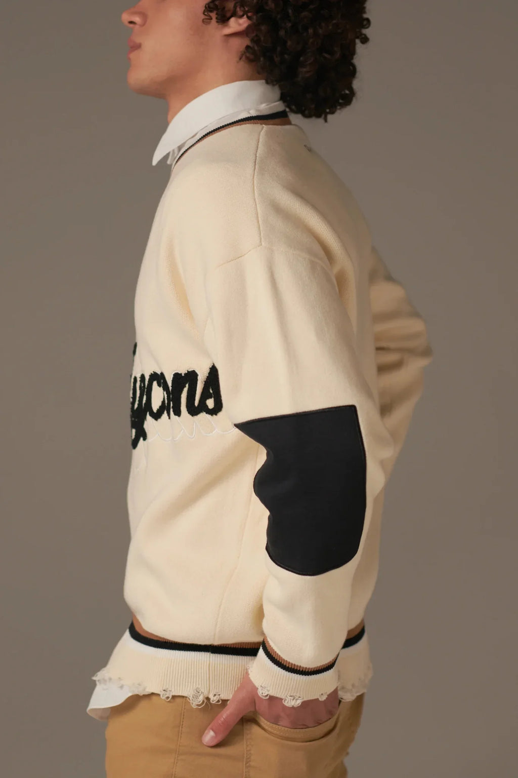 Le Eyecons Distressed Knit