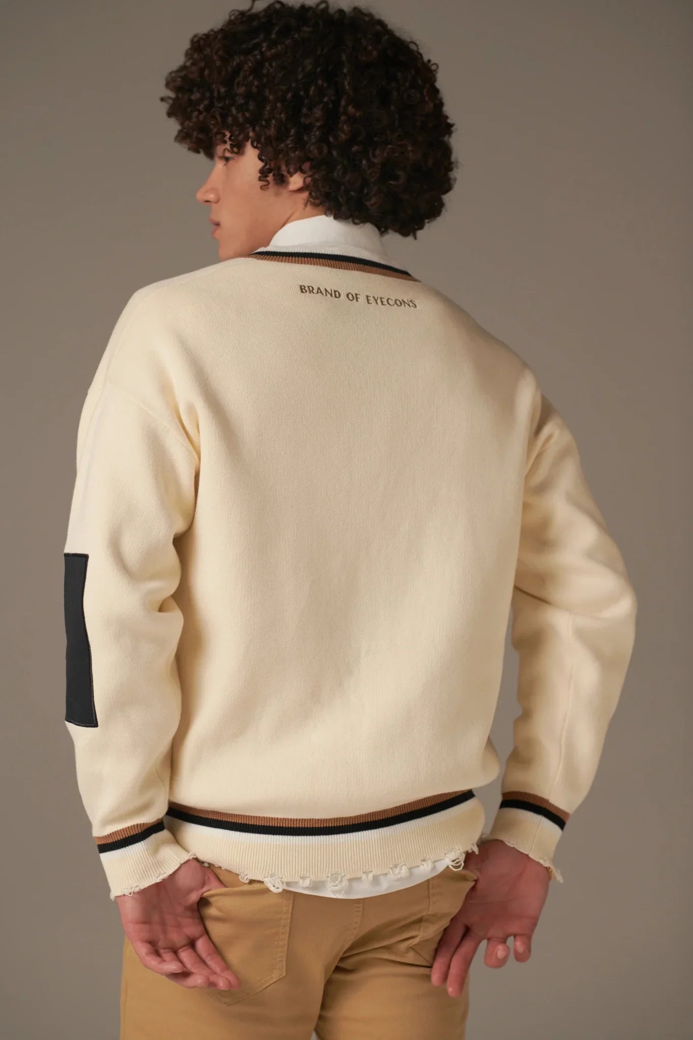 Le Eyecons Distressed Knit