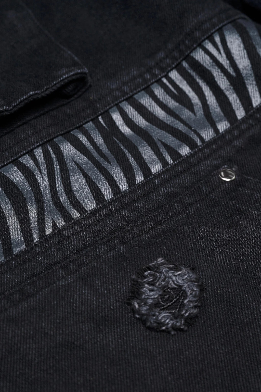 The Midnight Bastion Jean – Noir Tiger